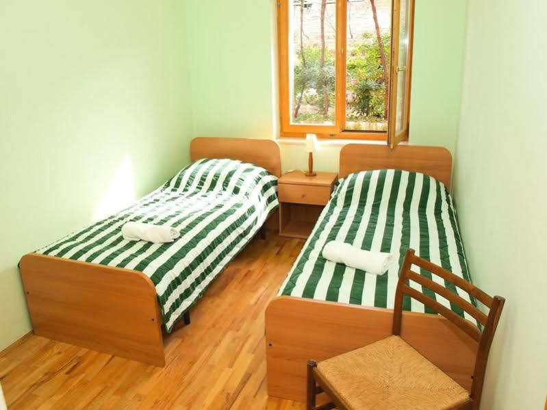 Hotel Santic Postira Exterior foto